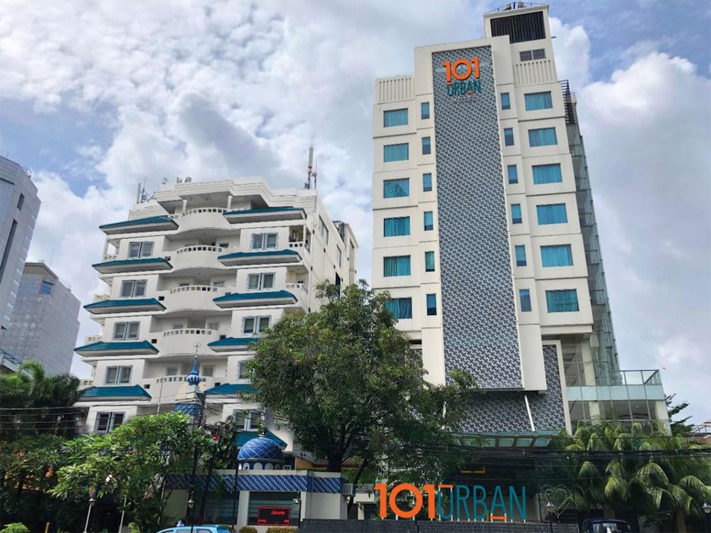 1O1 Urban Jakarta Thamrin Exterior photo